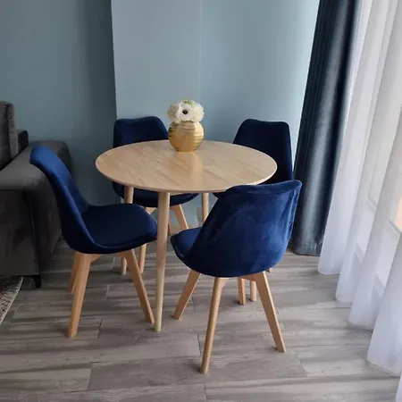 Sea View Etajul 11 아파트호텔 올림프