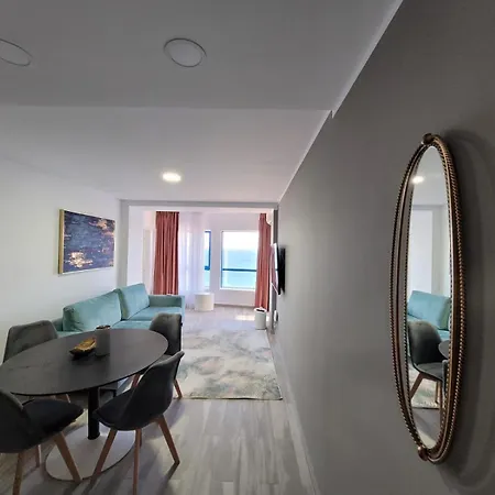 Sea View Etajul 11 아파트호텔