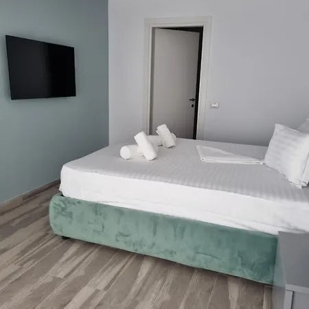 Sea View Etajul 11 아파트호텔 올림프
