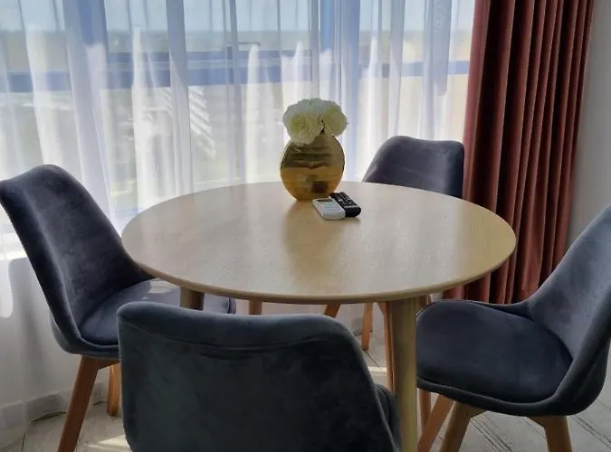 Sea View Etajul 11 Aparthotel 3*